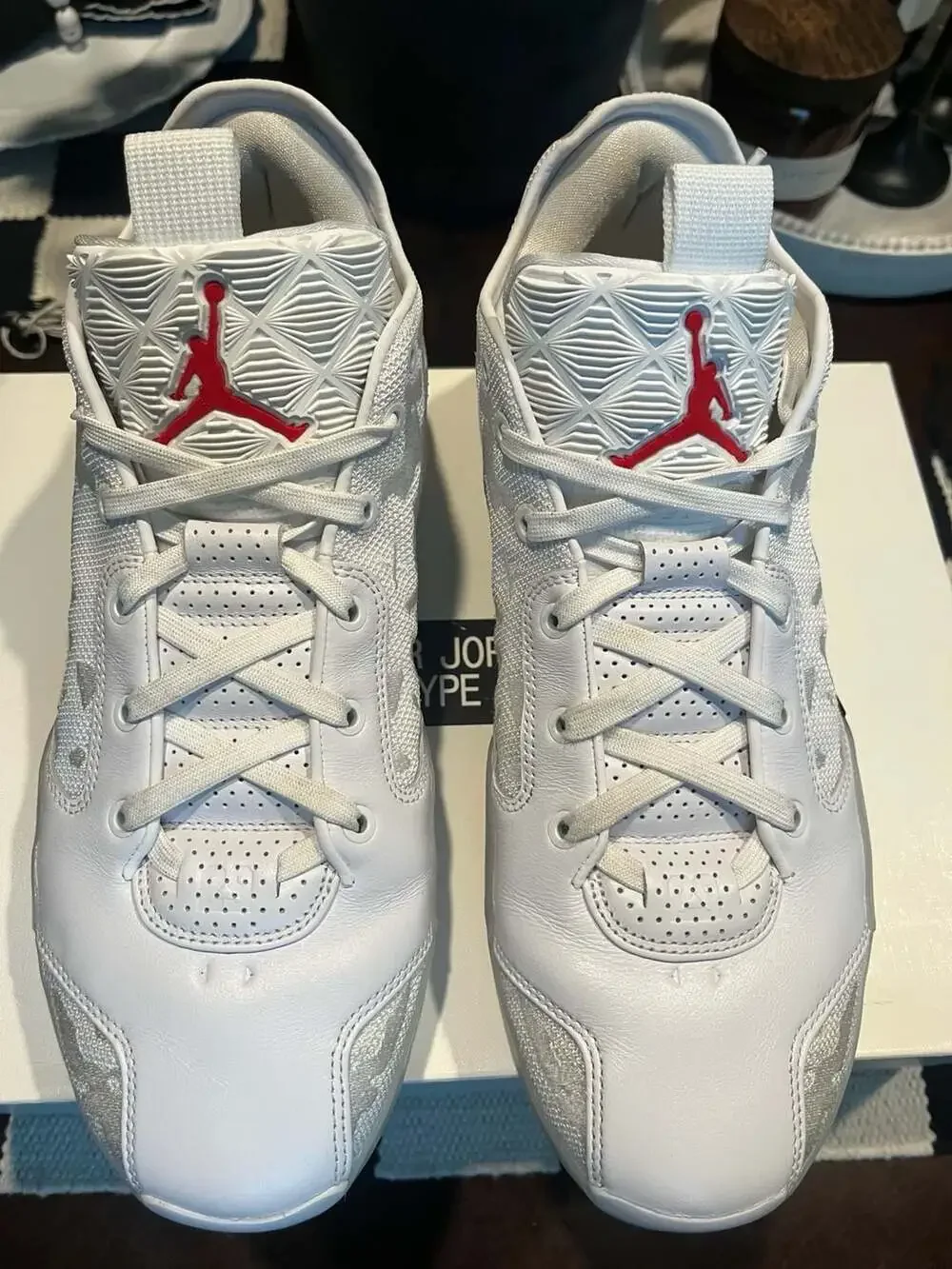Air Jordan XXXIX 'Sol' Basketball Shoes (White/University Red/Black)